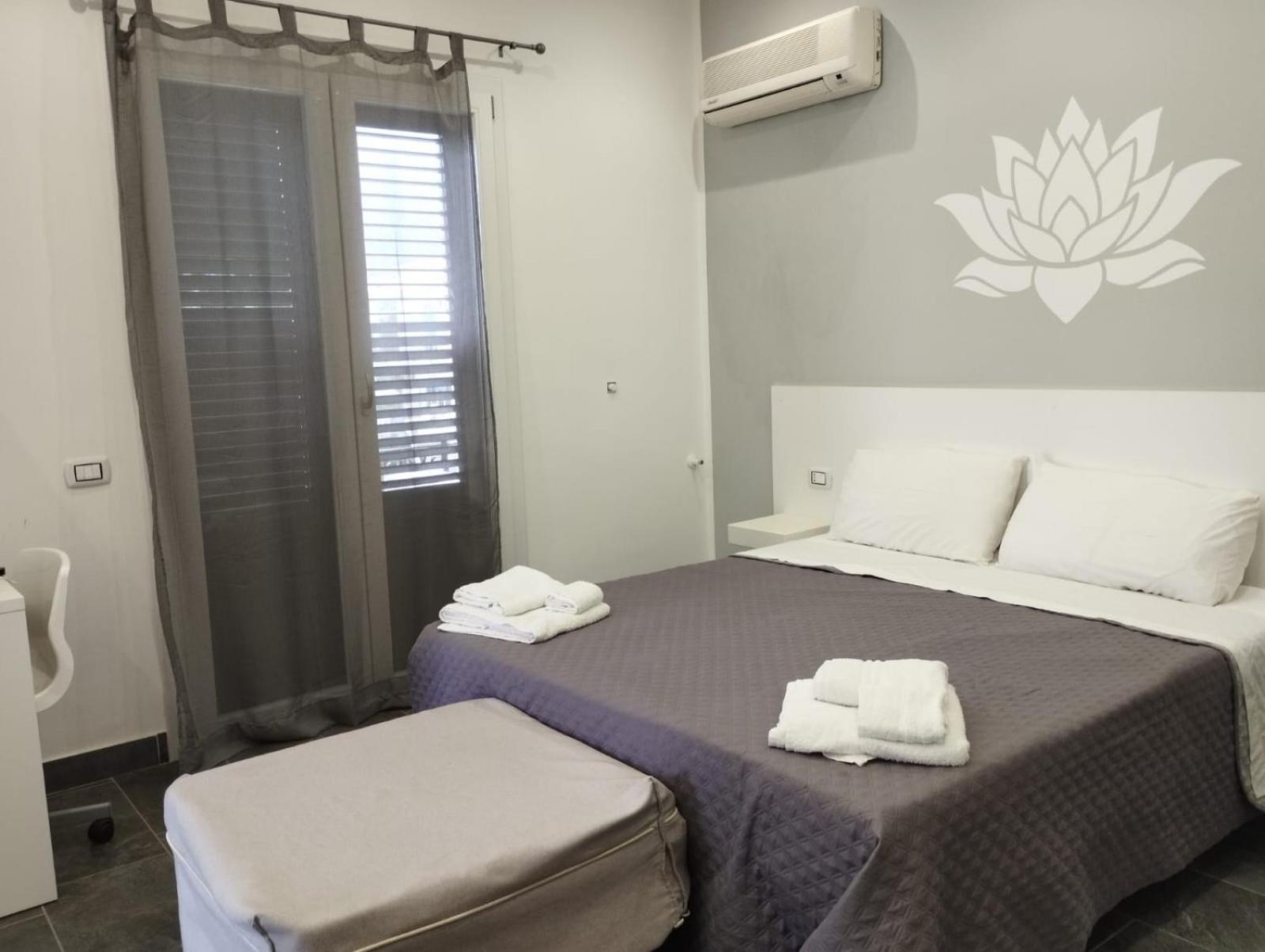 Fiore Di Loto Rooms Carini Exteriér fotografie