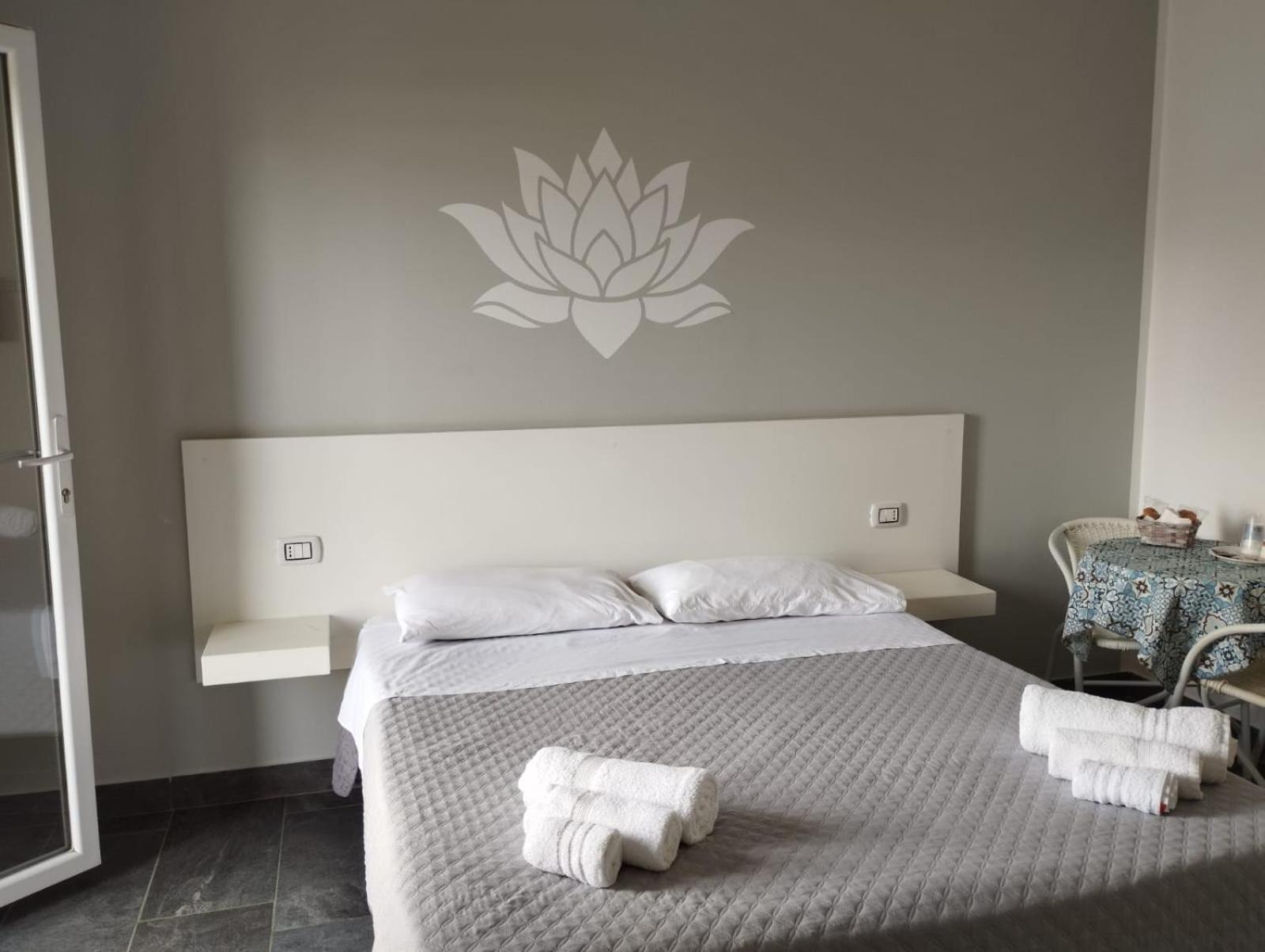 Fiore Di Loto Rooms Carini Exteriér fotografie
